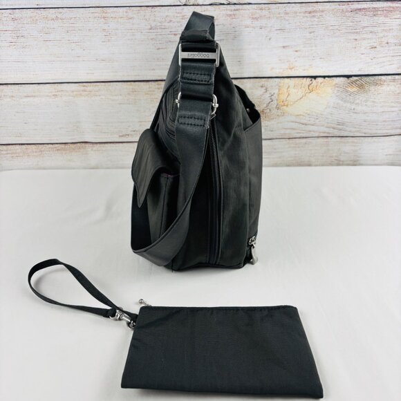 Baggallini Everywhere Green Crossbody Hobo Bag and Wristlet - Picture 2 of 15